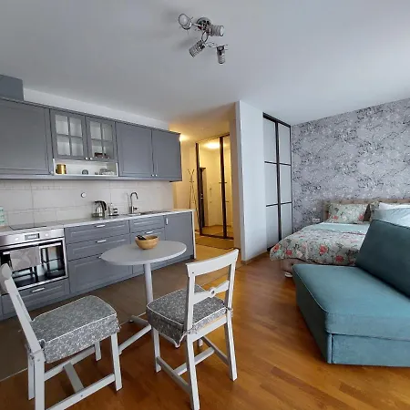 New In The Center, Free Parking Apartment *